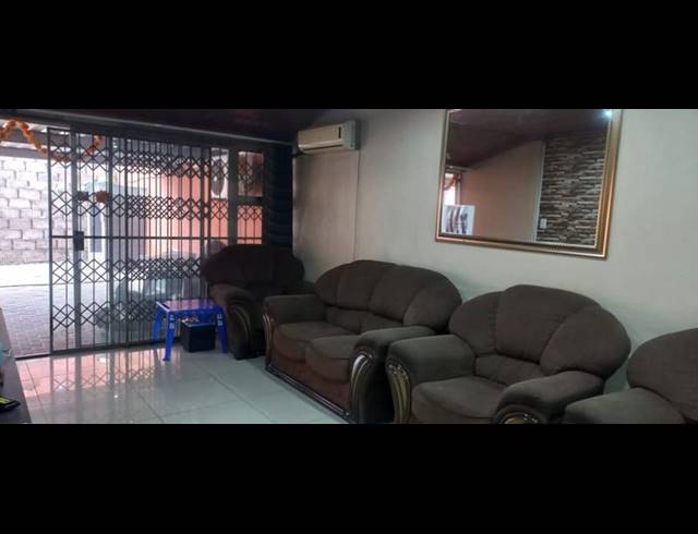 3 BEDROOM PROPERTY TO RENT IN STONEBRIDGE